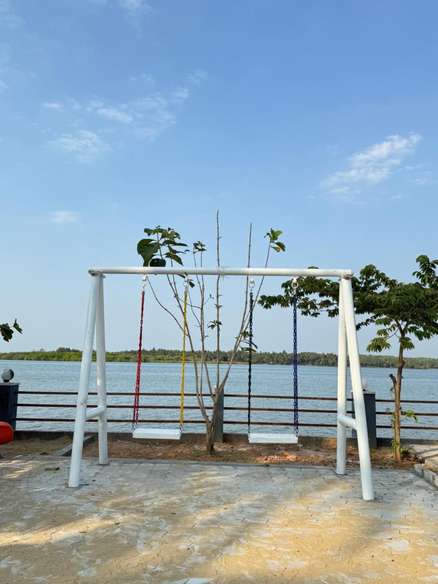 The Backwater Homestay ウドゥピ エクステリア 写真